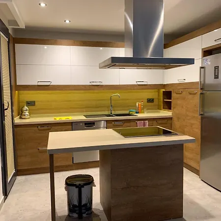 özel Havuzlu Müstakil Lüks *