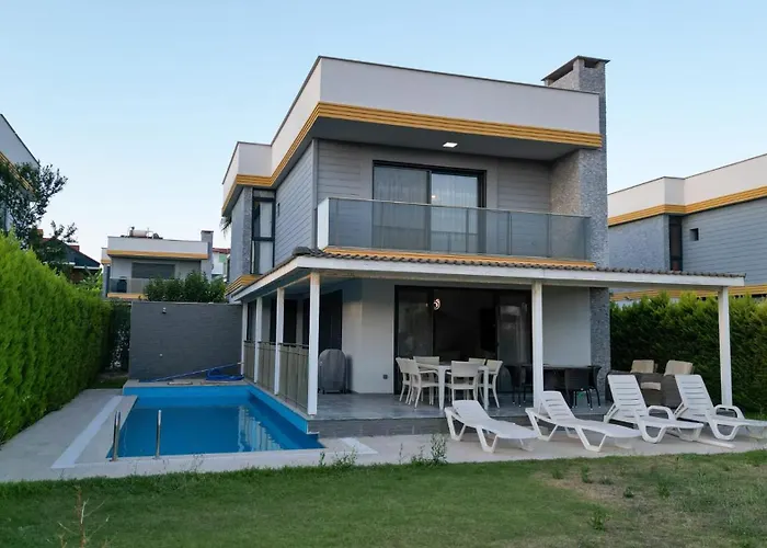 özel Havuzlu Müstakil Lüks Villa